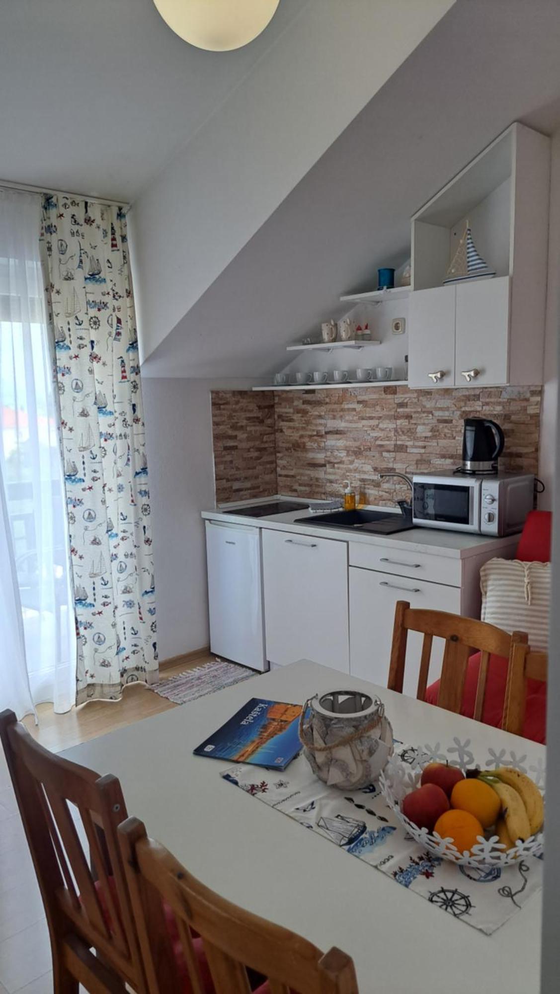 Apartments&Room Babic Kastela Phòng bức ảnh