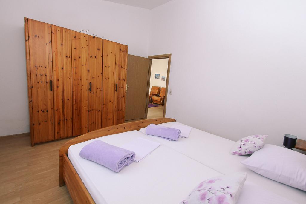 Apartments&Room Babic Kastela Ngoại thất bức ảnh